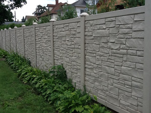 SimTek Simulated Stone Fence